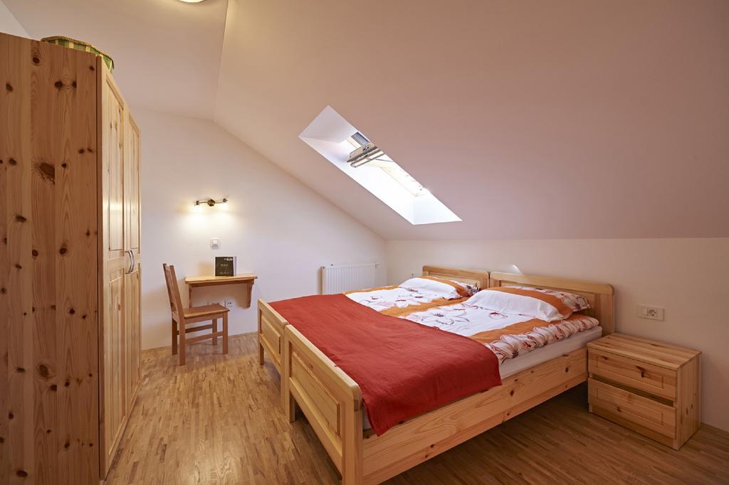 Prevalje Apartments Organic Tourist Farm Gradisnik מראה חיצוני תמונה