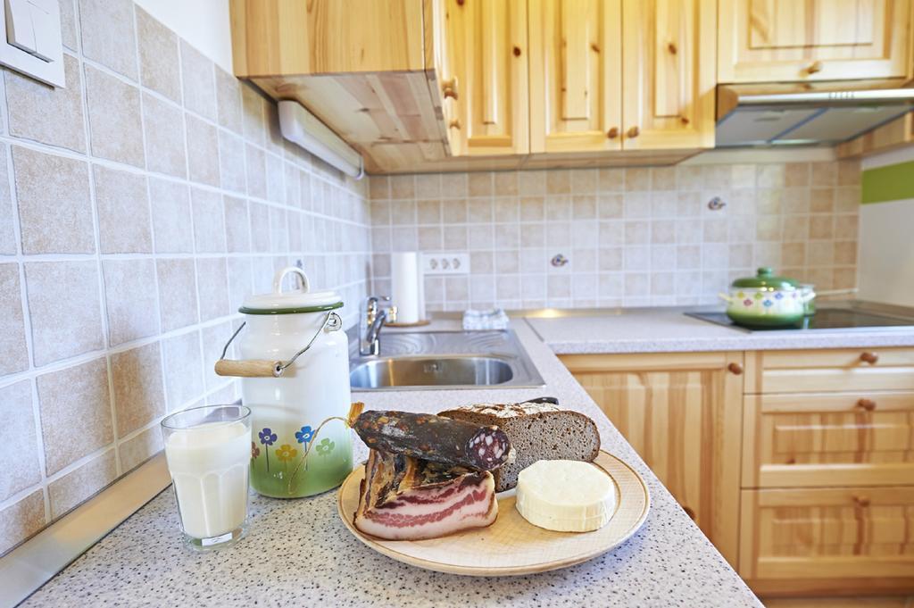 Prevalje Apartments Organic Tourist Farm Gradisnik מראה חיצוני תמונה