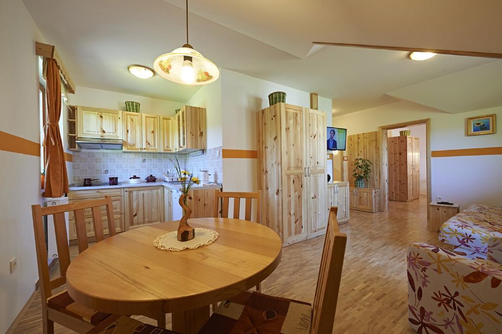 Prevalje Apartments Organic Tourist Farm Gradisnik מראה חיצוני תמונה